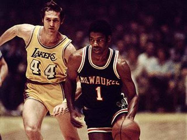 与回防形成 与回防形成